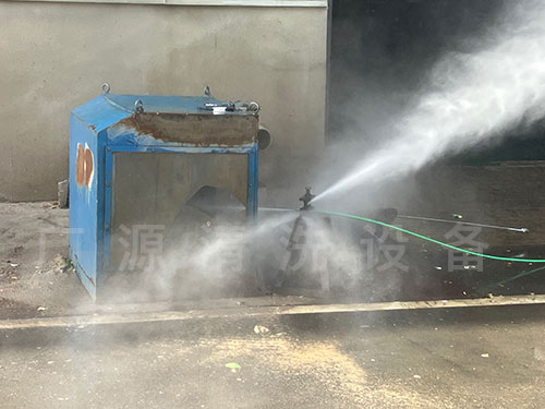 工業(yè)高壓清洗機(jī)